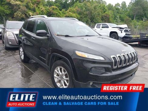 Used 2015 Jeep Cherokee Latitude w/ Cold Weather Group AWD/4WD image 1