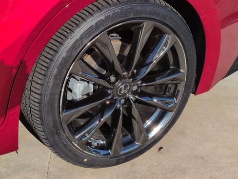 Used 2022 Lexus IS 350 F Sport image 12