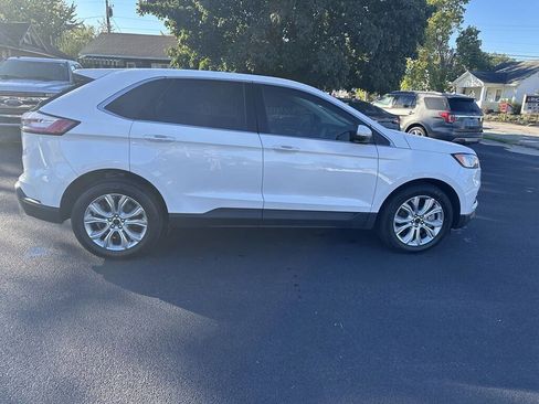 Used 2022 Ford Edge Titanium image 6