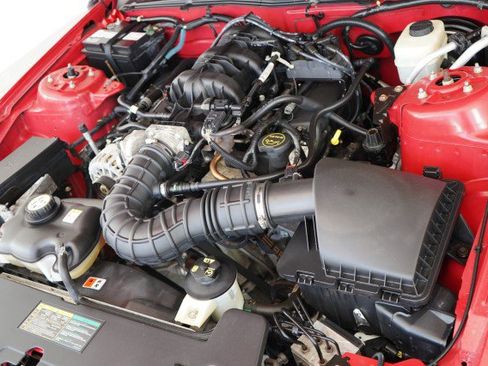 Used 2006 Ford Mustang Convertible RWD image 47