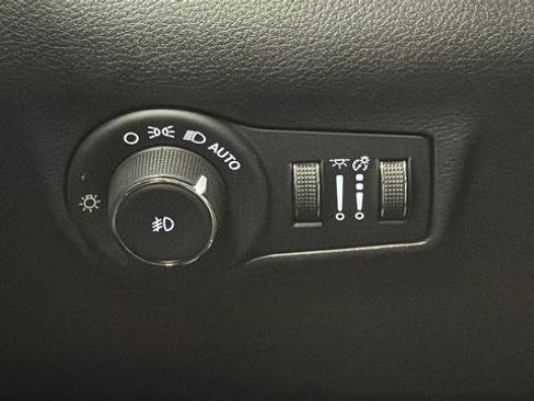 Used 2022 Jeep Compass Trailhawk w/ Trailhawk Elite Group AWD/4WD image 31