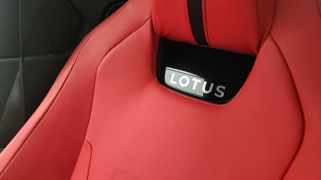 Used 2026 Lotus Emira SE RWD image 38