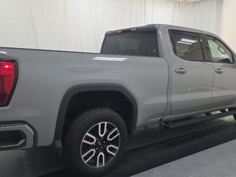 Used 2024 GMC Sierra 1500 AT4 AWD/4WD image 4