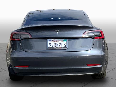 Used 2022 Tesla Model 3 Long Range AWD/4WD image 4