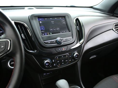 Used 2023 Chevrolet Equinox RS AWD/4WD image 15