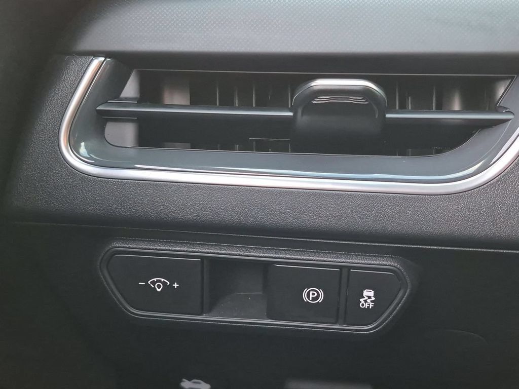 Certified 2026 Kia K4 GT-Line Turbo FWD image 18