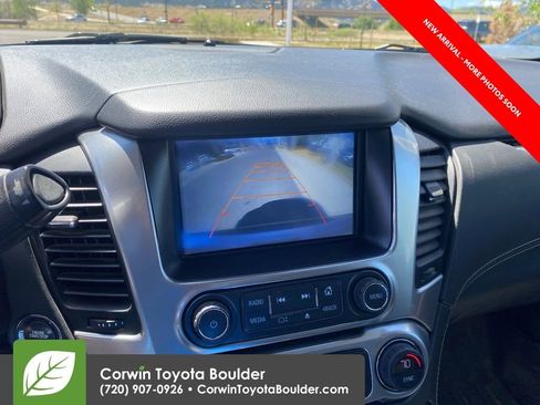 Used 2017 Chevrolet Suburban Premier AWD/4WD image 11