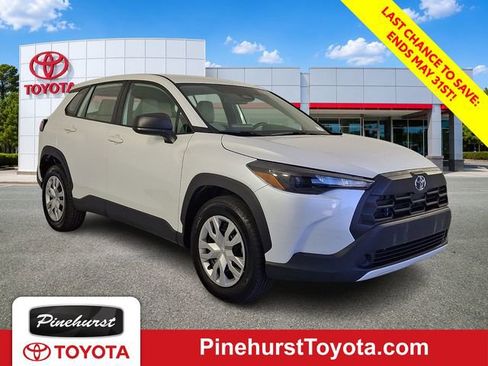 Certified 2026 Toyota Corolla Cross L FWD image 1
