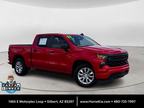 Used 2023 Chevrolet Silverado 1500 Custom image 1