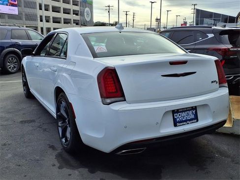 Used 2022 Chrysler 300 S image 7