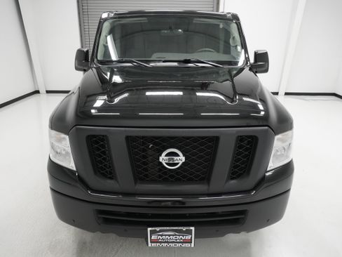 Used 2017 Nissan NV 3500 S w/ Power Package RWD image 2