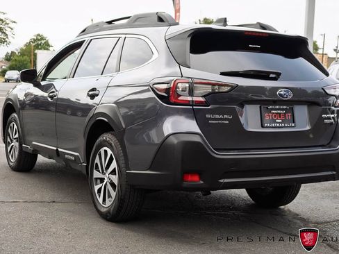 Used 2025 Subaru Outback Premium AWD/4WD image 14