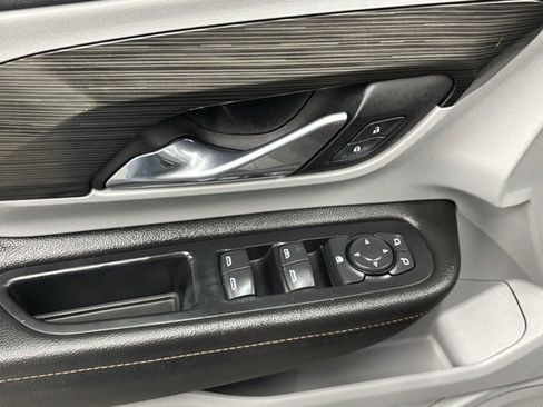 Used 2019 GMC Terrain SLT image 12