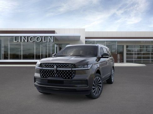 New 2025 Lincoln Navigator Black Label AWD/4WD image 2