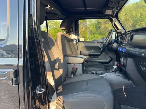 Used 2021 Jeep Wrangler Unlimited Sport AWD/4WD image 15