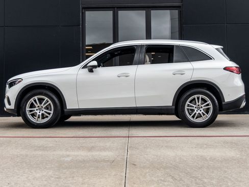 Used 2025 Mercedes-Benz GLC 300 image 9