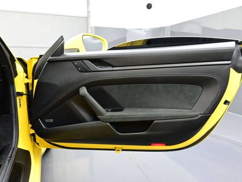 Certified 2024 Porsche 911 Carrera GTS RWD image 16