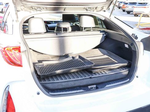 Certified 2021 Toyota Prius Prime XLE image 27