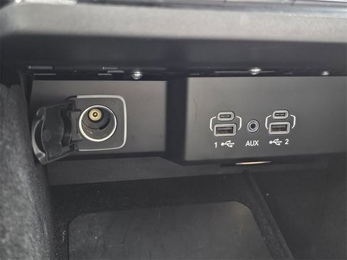 Used 2025 Jeep Wagoneer Series II image 21