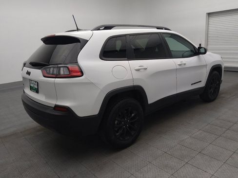 Used 2023 Jeep Cherokee Altitude Lux image 10