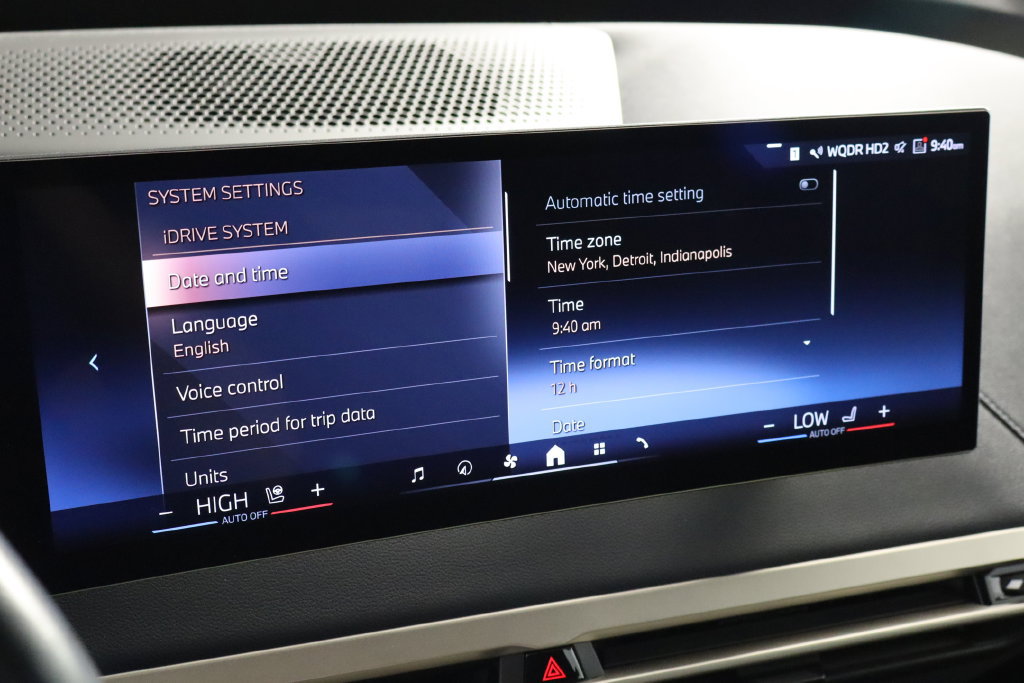 Used 2024 BMW iX xDrive50 w/ Convenience Package AWD/4WD image 33