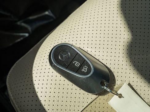 Certified 2024 Mercedes-Benz GLC 300 4MATIC image 45