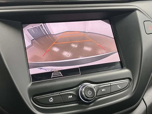 Used 2022 Chevrolet TrailBlazer LT FWD image 28
