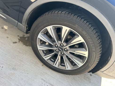 Used 2020 Lincoln Corsair Reserve w/ Elements Package image 17