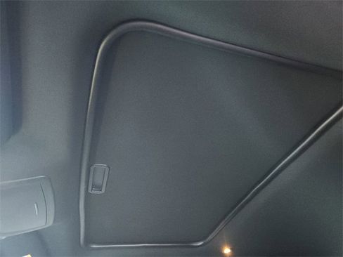 Used 2023 Dodge Challenger R/T image 19