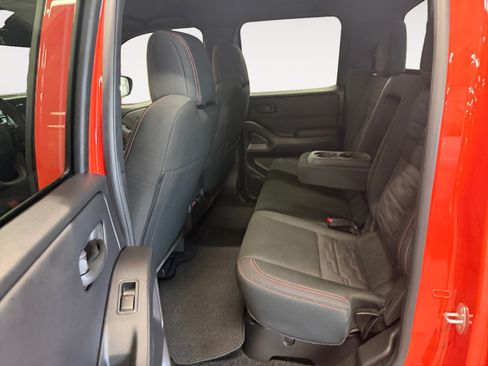 Used 2026 Nissan Frontier Pro-X w/ Pro-X Convenience Package RWD image 23