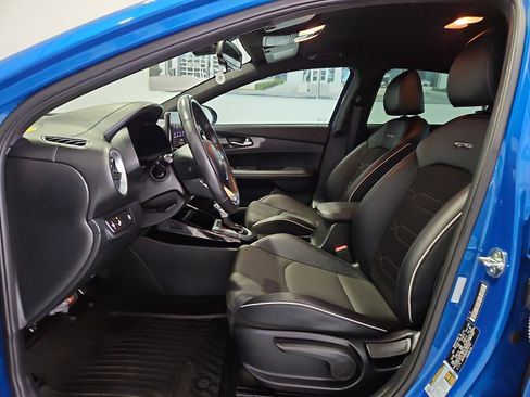 Used 2024 Kia Forte GT-Line image 9
