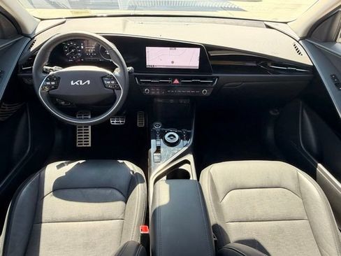 Used 2023 Kia Niro Wave FWD image 14