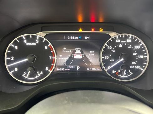 Used 2024 Nissan Rogue S image 3