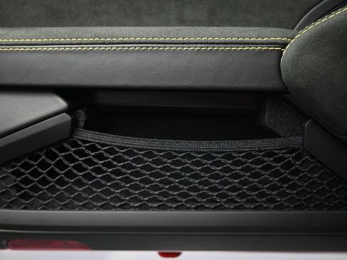 Certified 2025 Porsche 718 Cayman GT4 RS RWD image 25