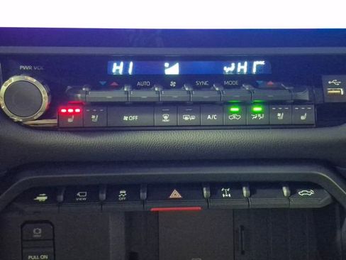 Used 2025 Toyota Tundra TRD Pro AWD/4WD image 21