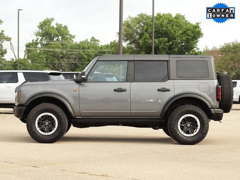 Used 2023 Ford Bronco Badlands AWD/4WD image 4