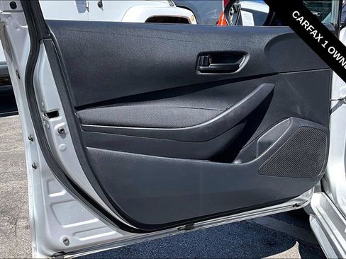 Used 2025 Toyota Corolla LE FWD image 20