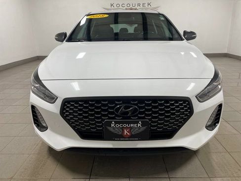 Used 2018 Hyundai Elantra GT Sport image 2
