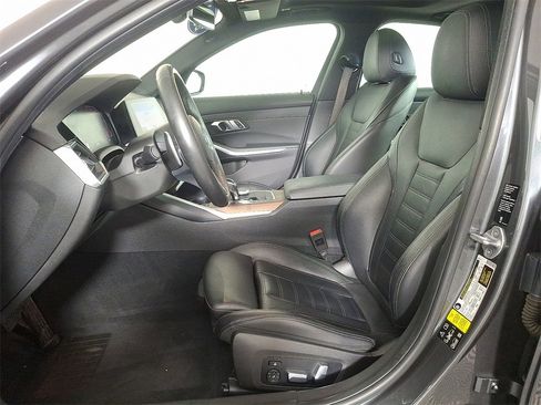 Used 2020 BMW 330i xDrive Sedan w/ Convenience Package image 16