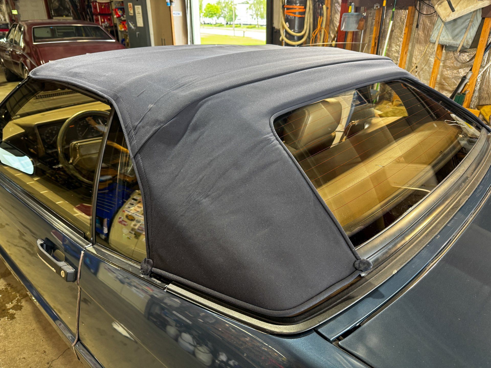 Used 1993 Cadillac Allante FWD image 21