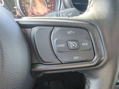 Used 2023 Jeep Gladiator Willys image 30