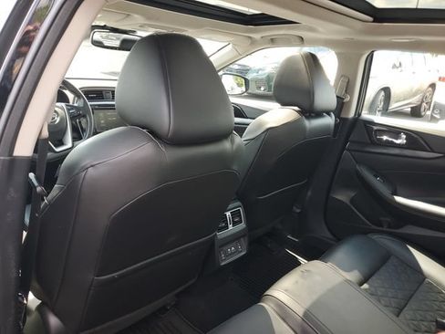 Used 2020 Nissan Maxima Platinum FWD image 9