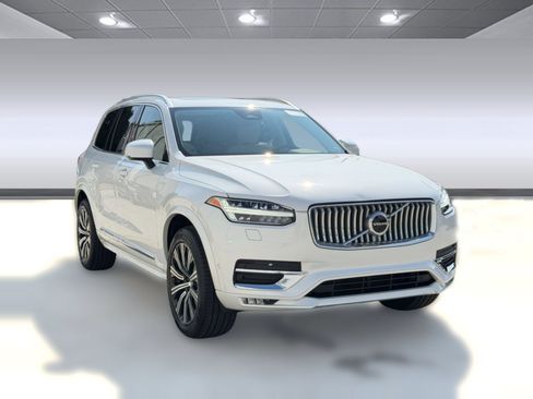Used 2024 Volvo XC90 B6 Plus w/ Protection Package Premier AWD/4WD image 7