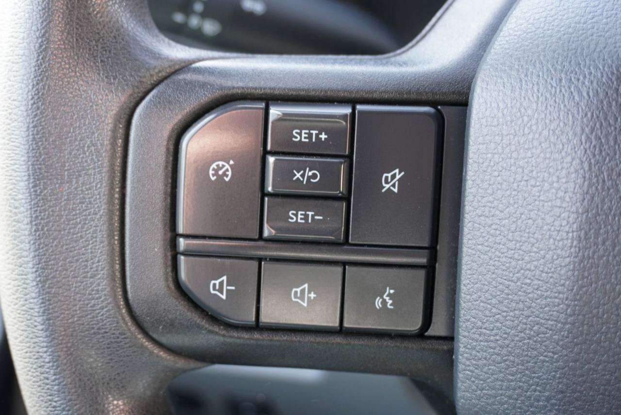 Used 2023 Ford F250 XLT w/ FX4 Off-Road Package AWD/4WD image 13
