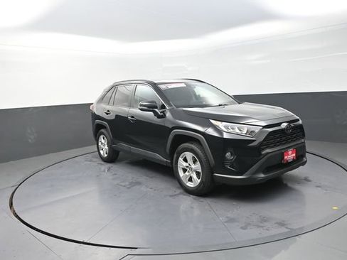 Used 2021 Toyota RAV4 XLE w/ Convenience Package image 51