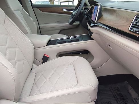 New 2026 Volkswagen Atlas SE image 19