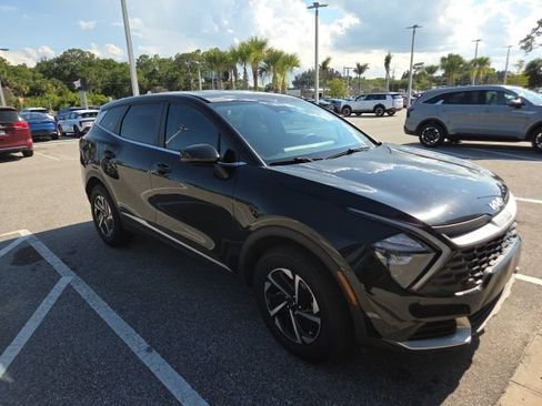 Certified 2023 Kia Sportage LX AWD/4WD image 1