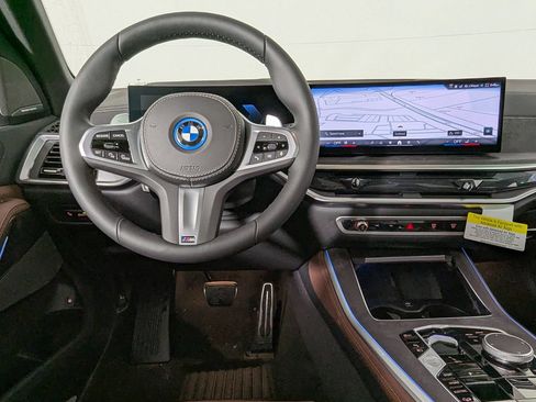 New 2026 BMW X5 xDrive50e w/ M Sport Package AWD/4WD image 19