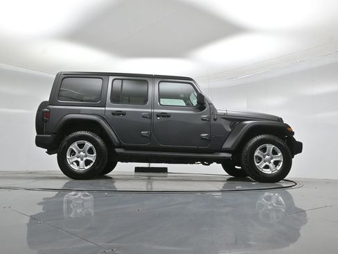 Used 2022 Jeep Wrangler Unlimited Sport image 46