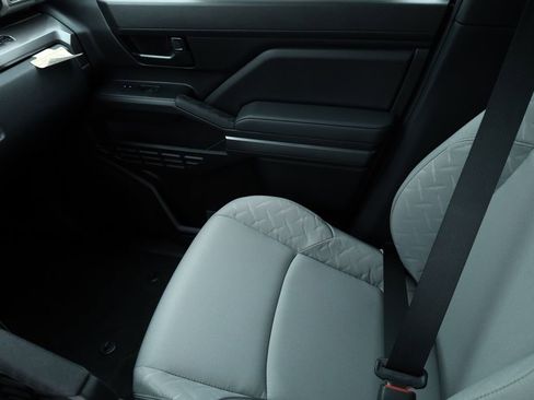 New 2025 Toyota Tacoma SR5 image 11